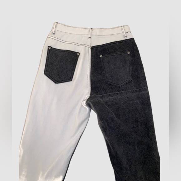 BOOHOO COLOR BLOCK HIGH RAISE STRAIGHT LEG JEANS BLACK & WHITE SIZE US 4 - Picture 3 of 5